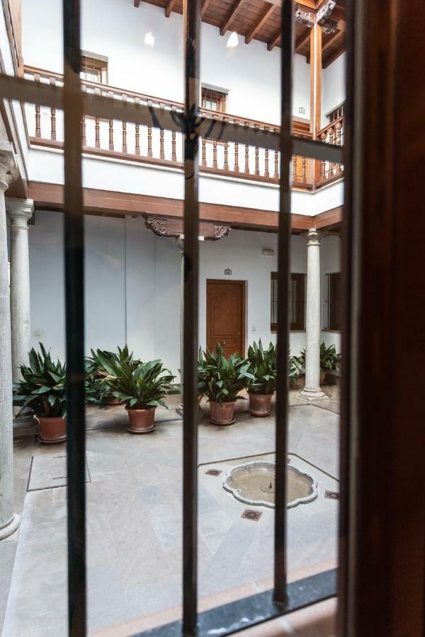 Apartamento De Lujo En Antiguo Convento Granada Kültér fotó